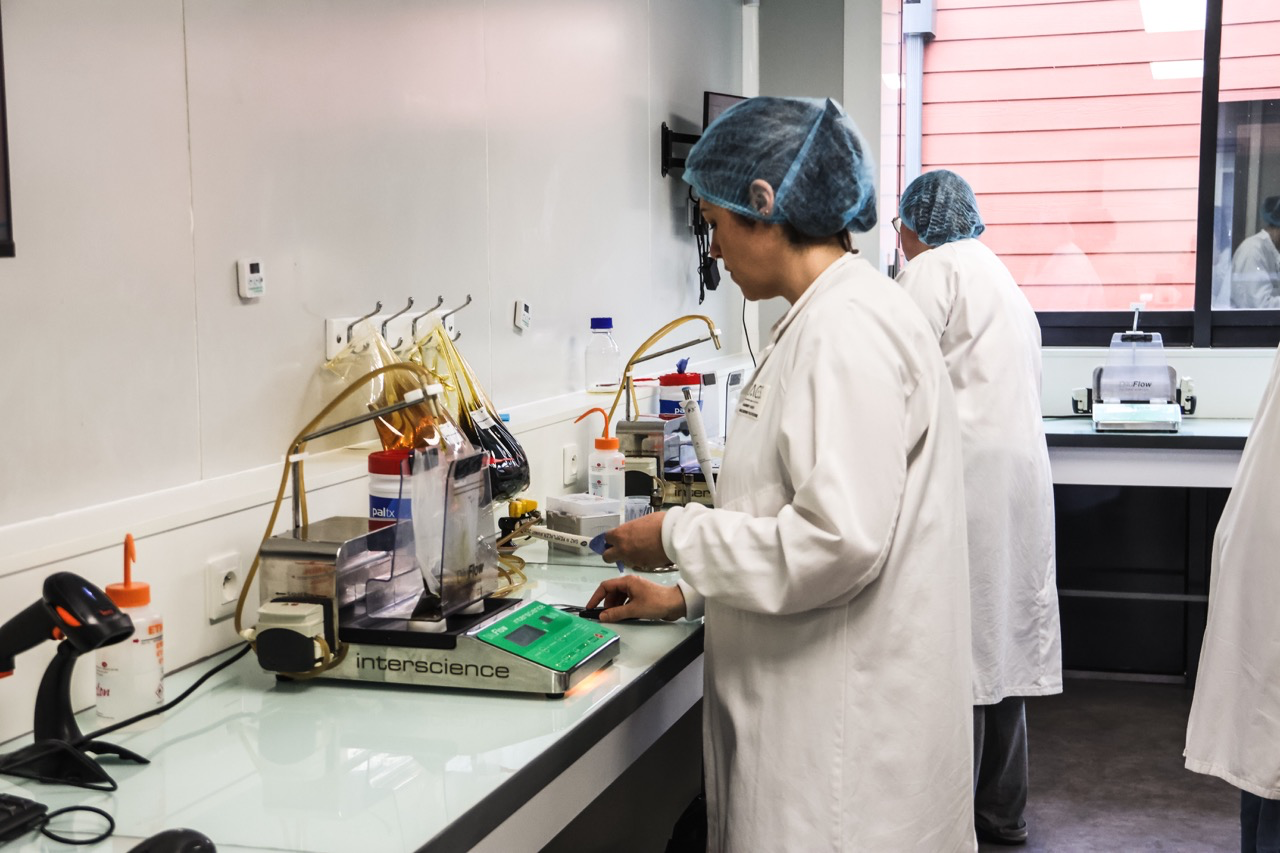 laboratoire LACS, analyses et prélèvements hygiène environnement & alimentaire